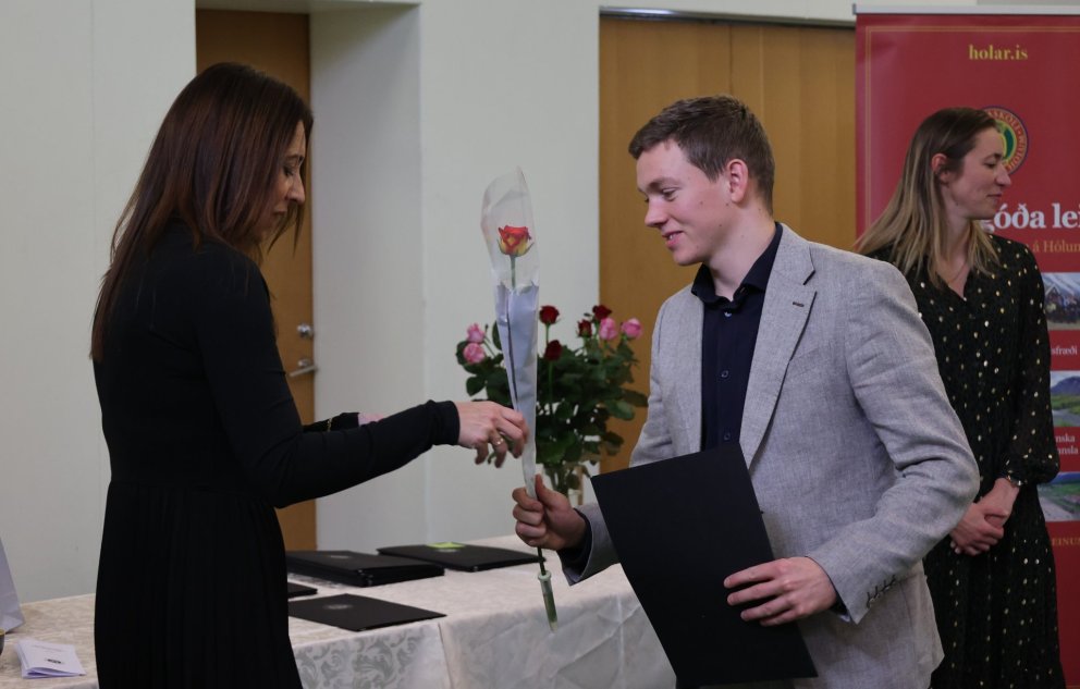 Metfjöldi brautskráðra að hausti