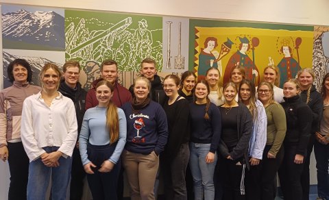 Kynning á veggspjaldaverkefnum nemenda í Rannsóknaraðferðum – tölfræði